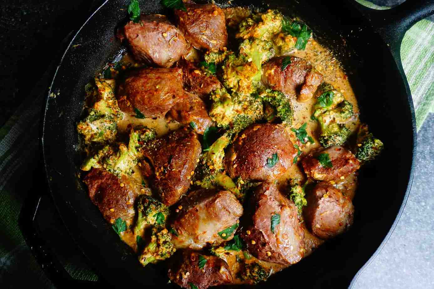 keto pork and broccoli with a kick
