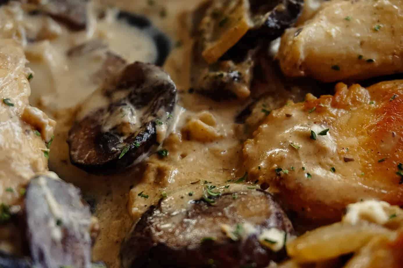 Creamy Mushroom and Garlic Chicken