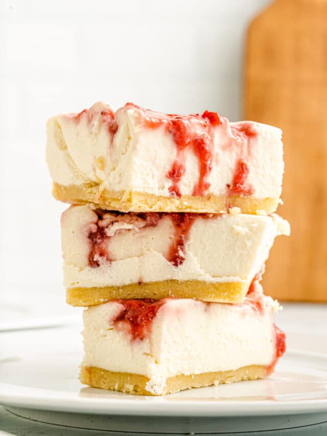 Mother’s Day Desserts Strawberry Cheesecake Recipe